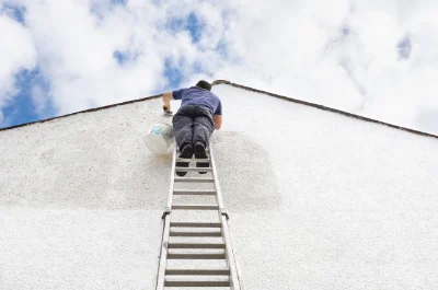 Peinture extérieure à Lachapelle-sous-Chanéac — façades et ravalement